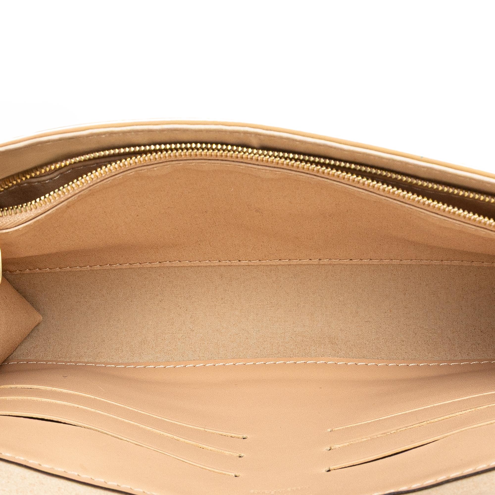 Louis Vuitton Monogram Vernis Ana