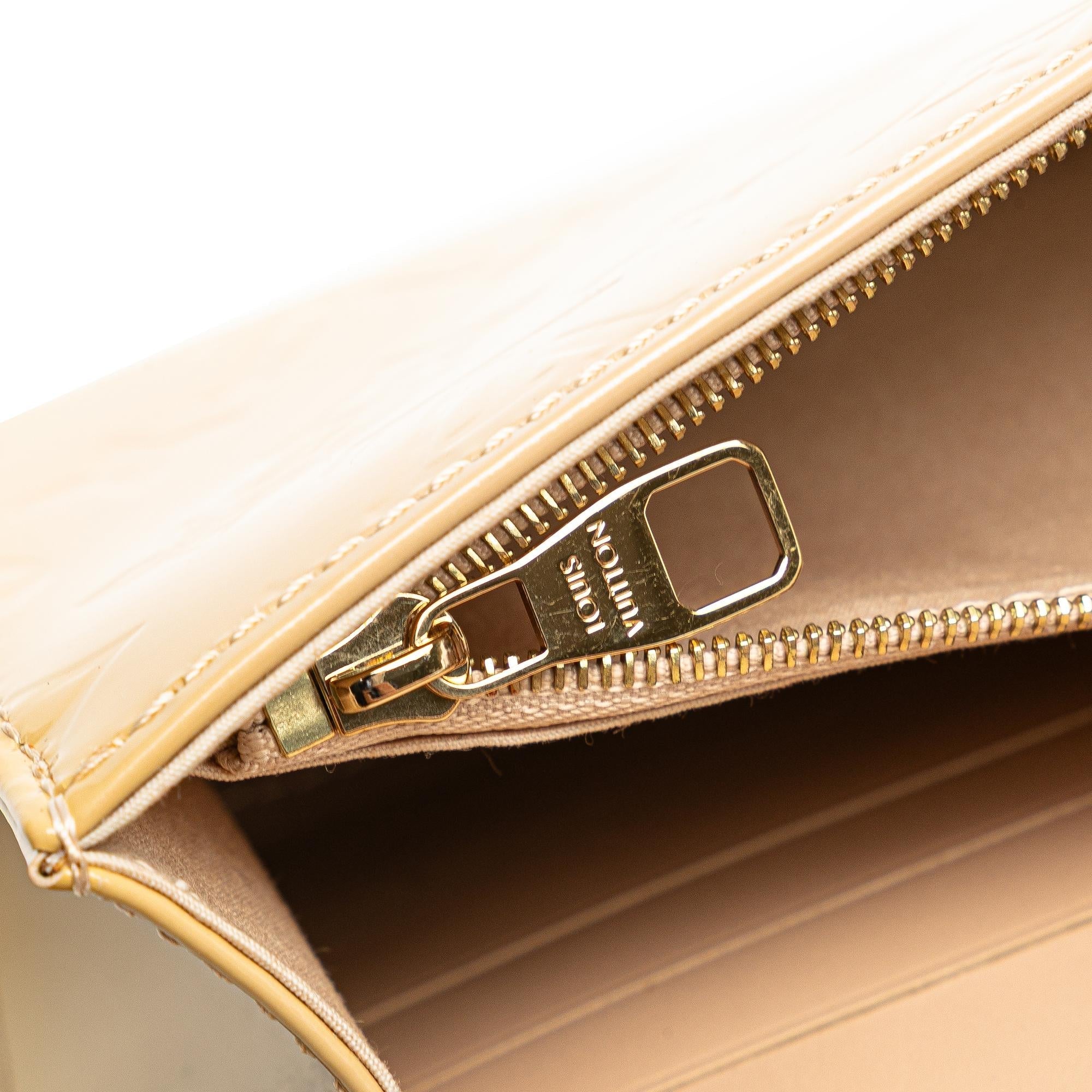 Louis Vuitton Monogram Vernis Ana