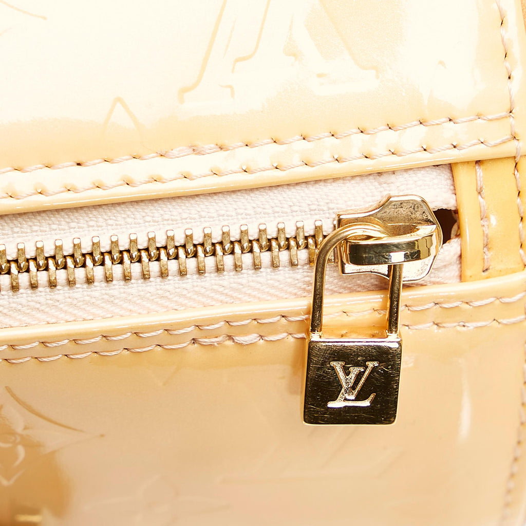 Louis Vuitton Monogram Vernis Bedford (SHG-35774)