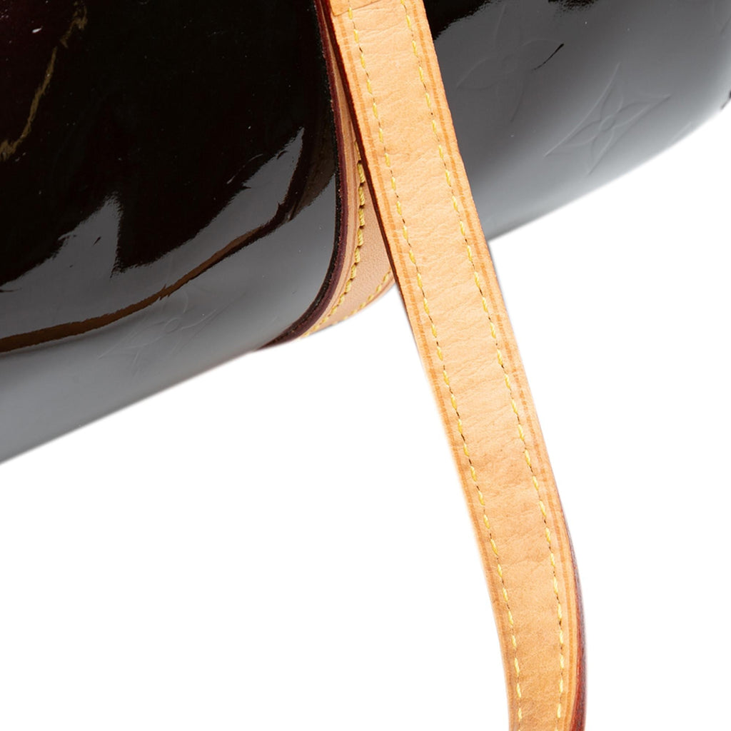 Louis Vuitton Monogram Vernis Bedford (SHG-Y6NNQM)