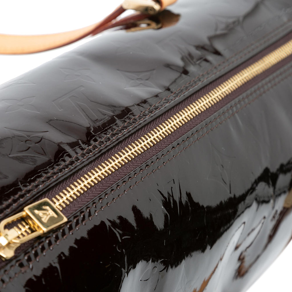 Louis Vuitton Monogram Vernis Bedford (SHG-Y6NNQM)