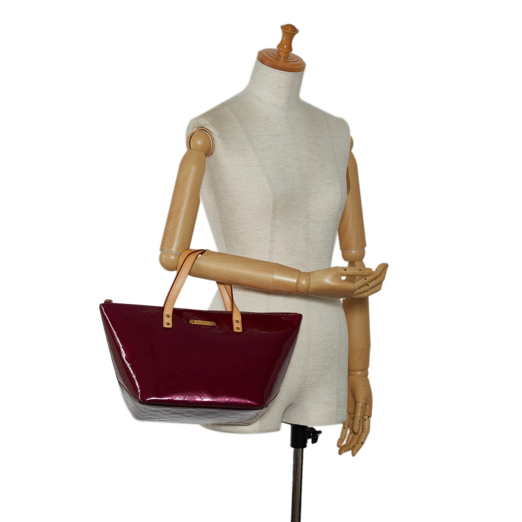 Louis Vuitton Monogram Vernis Bellevue PM (SHG-LtZEzg)