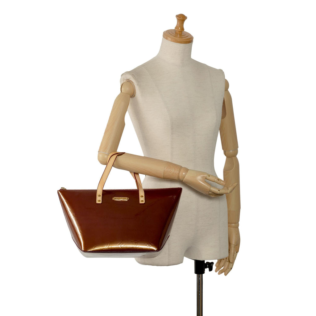 Louis Vuitton Monogram Vernis Bellevue PM (SHG-qOx1fZ)