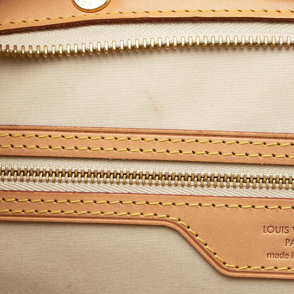 Louis Vuitton Monogram Vernis Brea GM Satchel (SHF-23147)