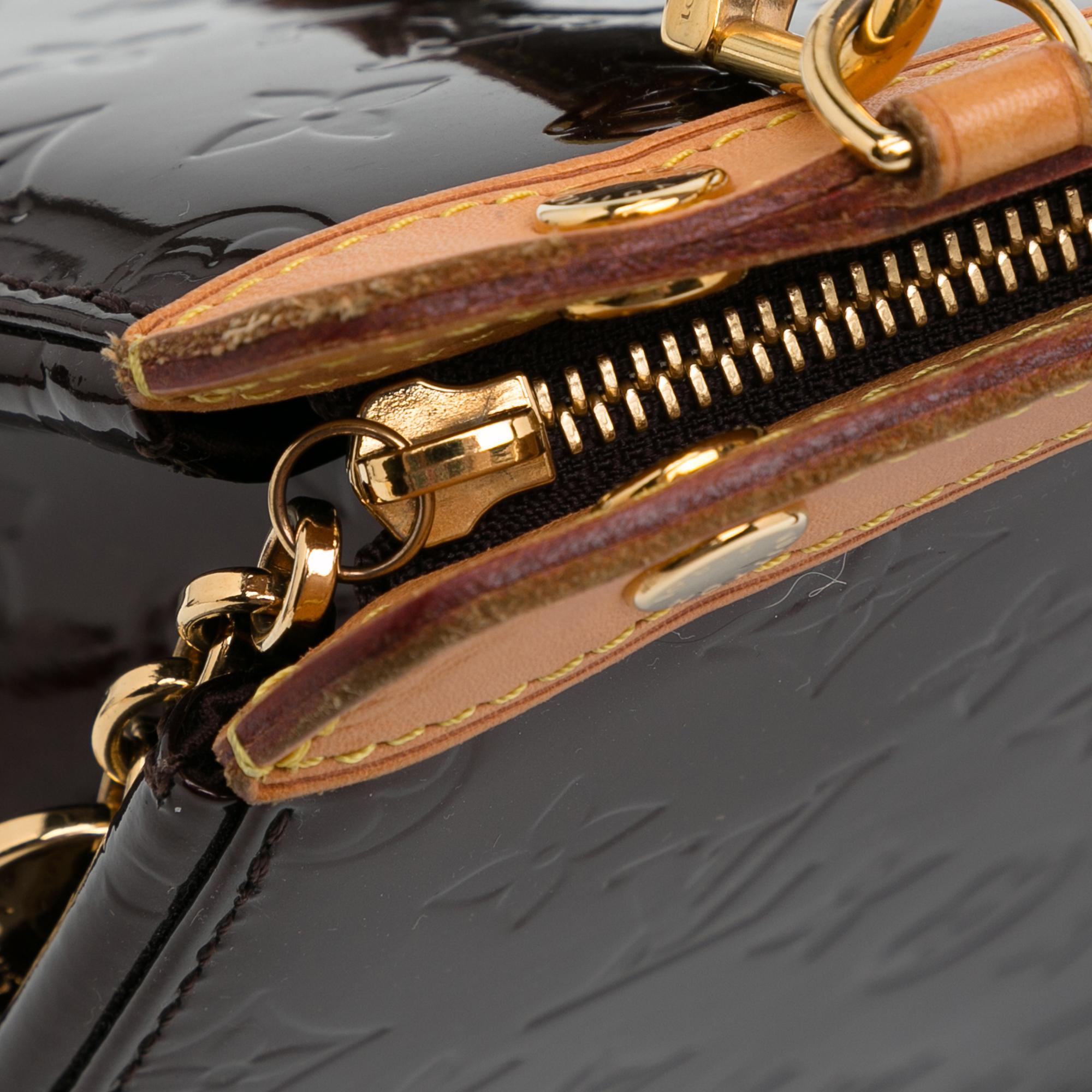 Louis Vuitton Monogram Vernis Brea GM (SHG-QmH4WD)