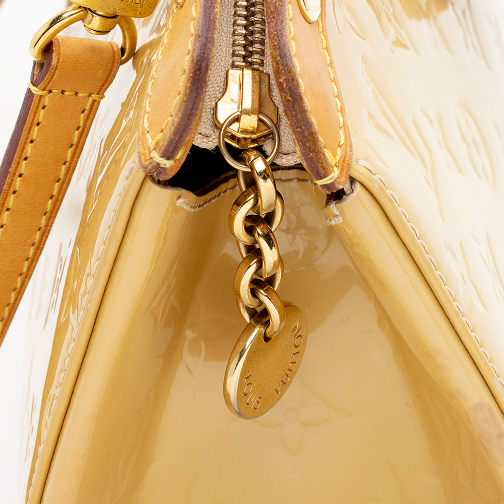 Louis Vuitton Monogram Vernis Brea MM Satchel (SHF-21419)