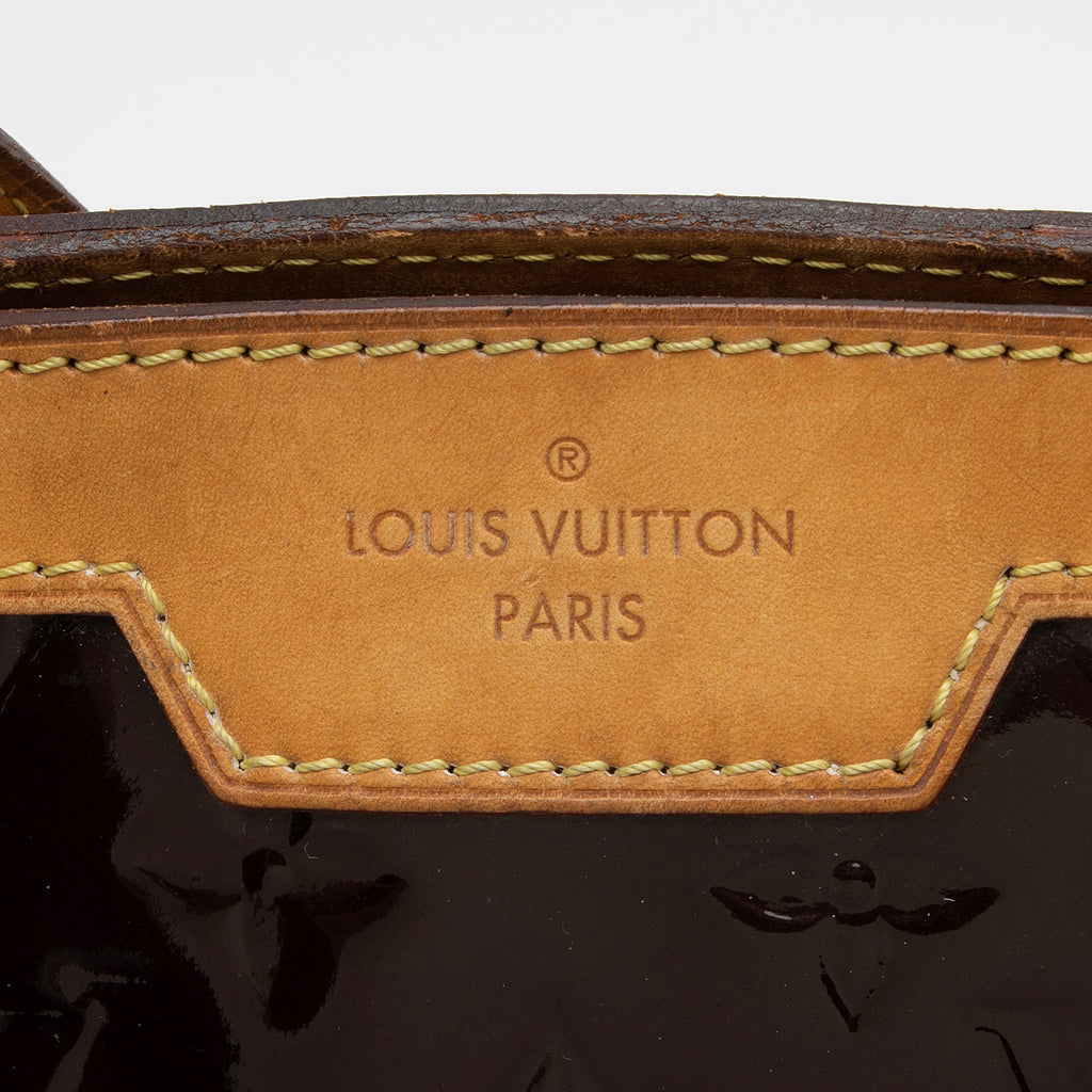 Louis Vuitton Monogram Vernis Brea MM Satchel (SHF-APAQxH)