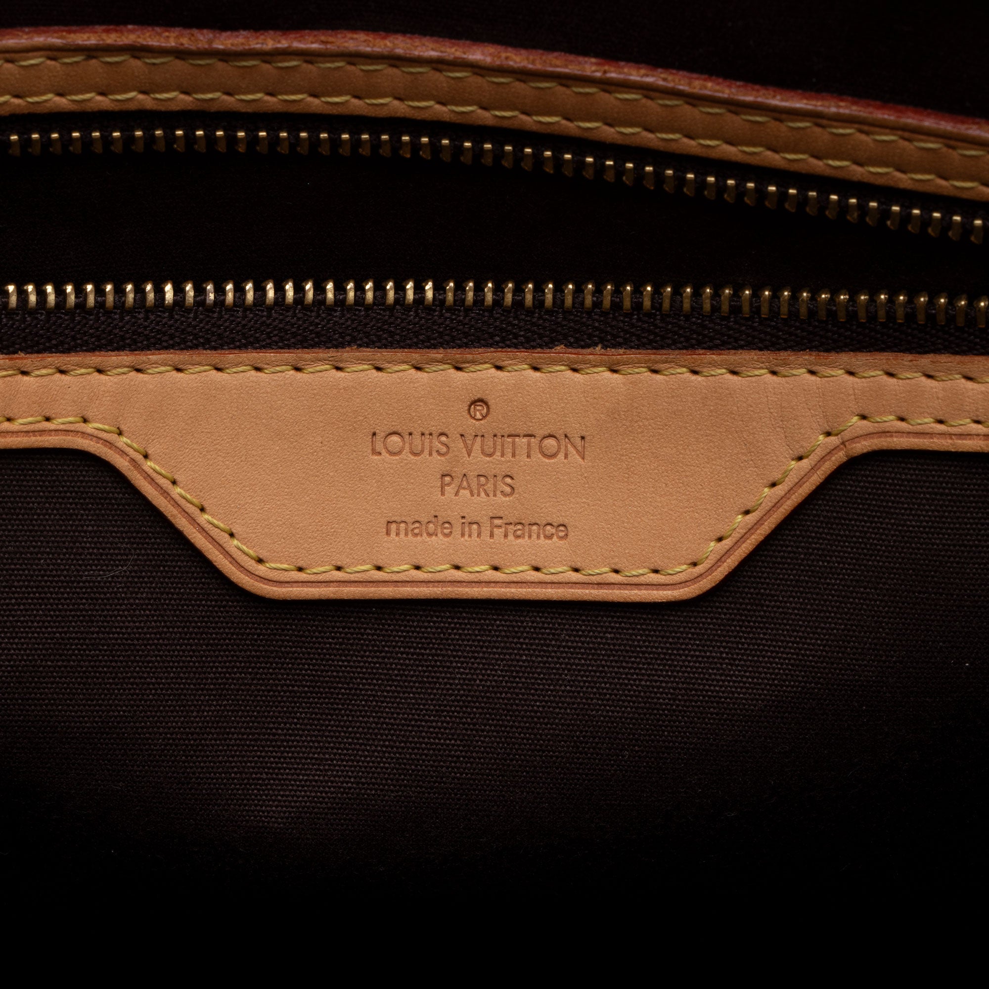 Louis Vuitton Monogram Vernis Brea MM Satchel (SHF-hgZDJV)