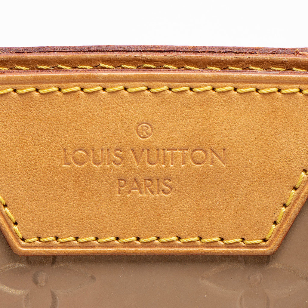Louis Vuitton Monogram Vernis Brea MM Satchel (SHF-bDLzHC)