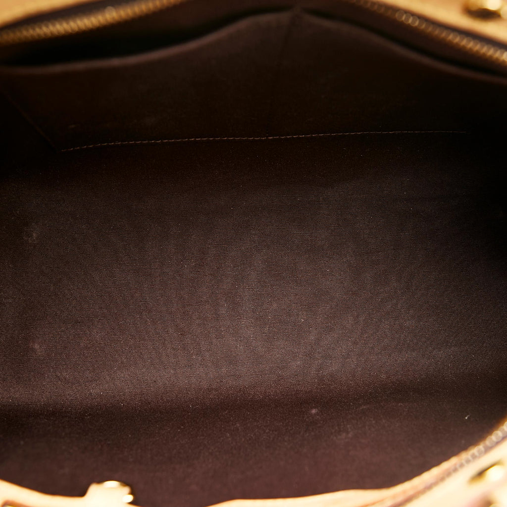 Louis Vuitton Monogram Vernis Brea MM (SHG-owEp1y)