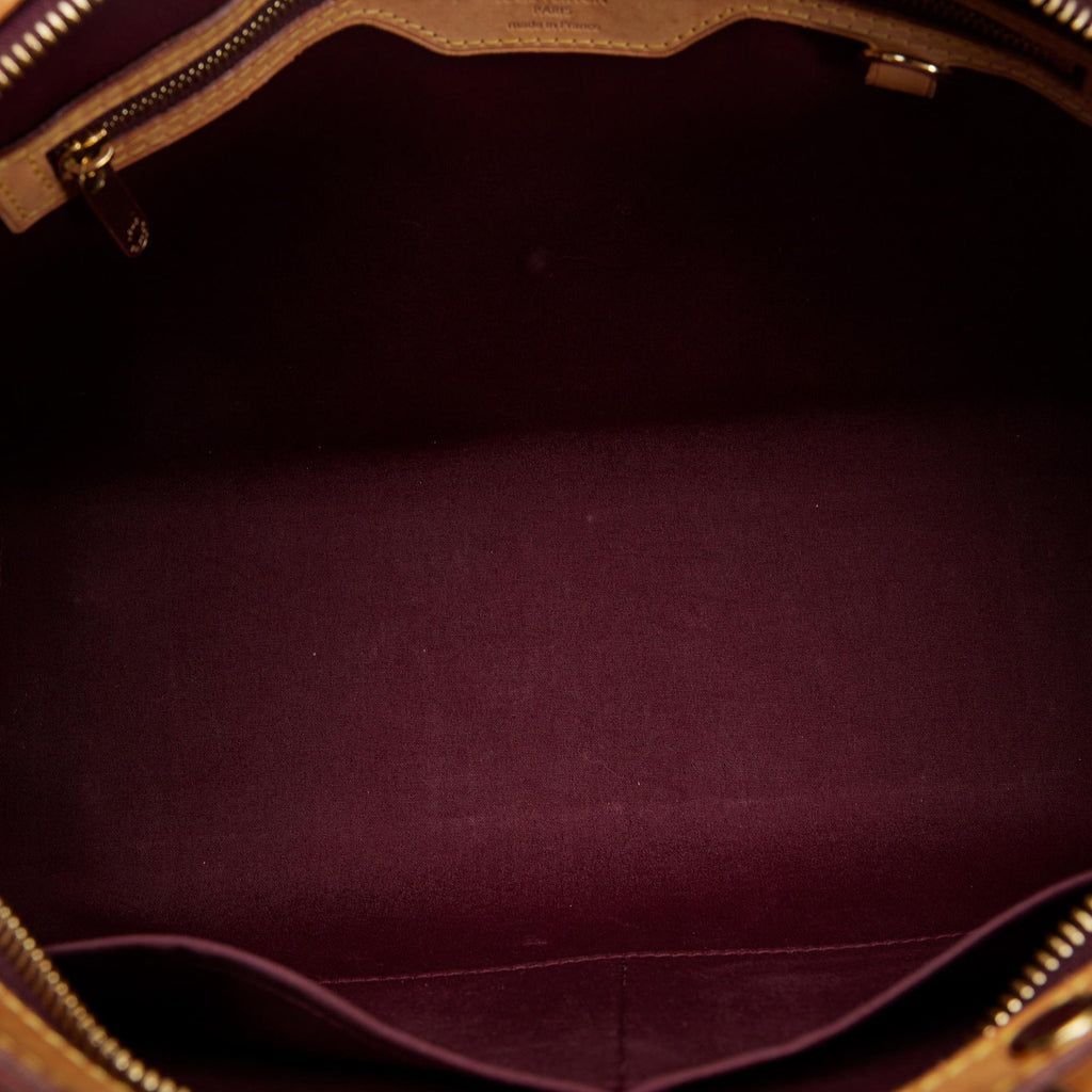 Louis Vuitton Monogram Vernis Brea MM (SHG-vOid25)