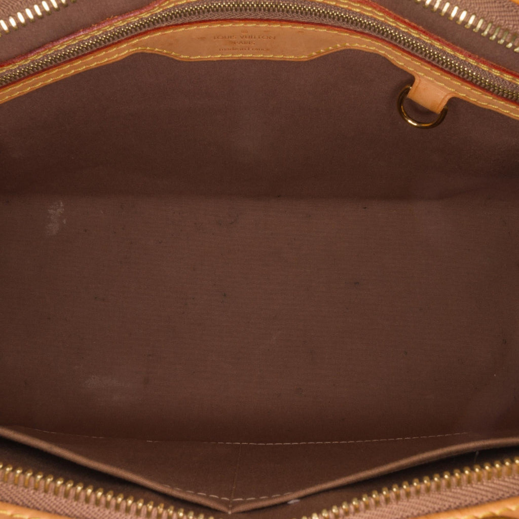Louis Vuitton Monogram Vernis Brea MM (SHG-EXu7oQ)