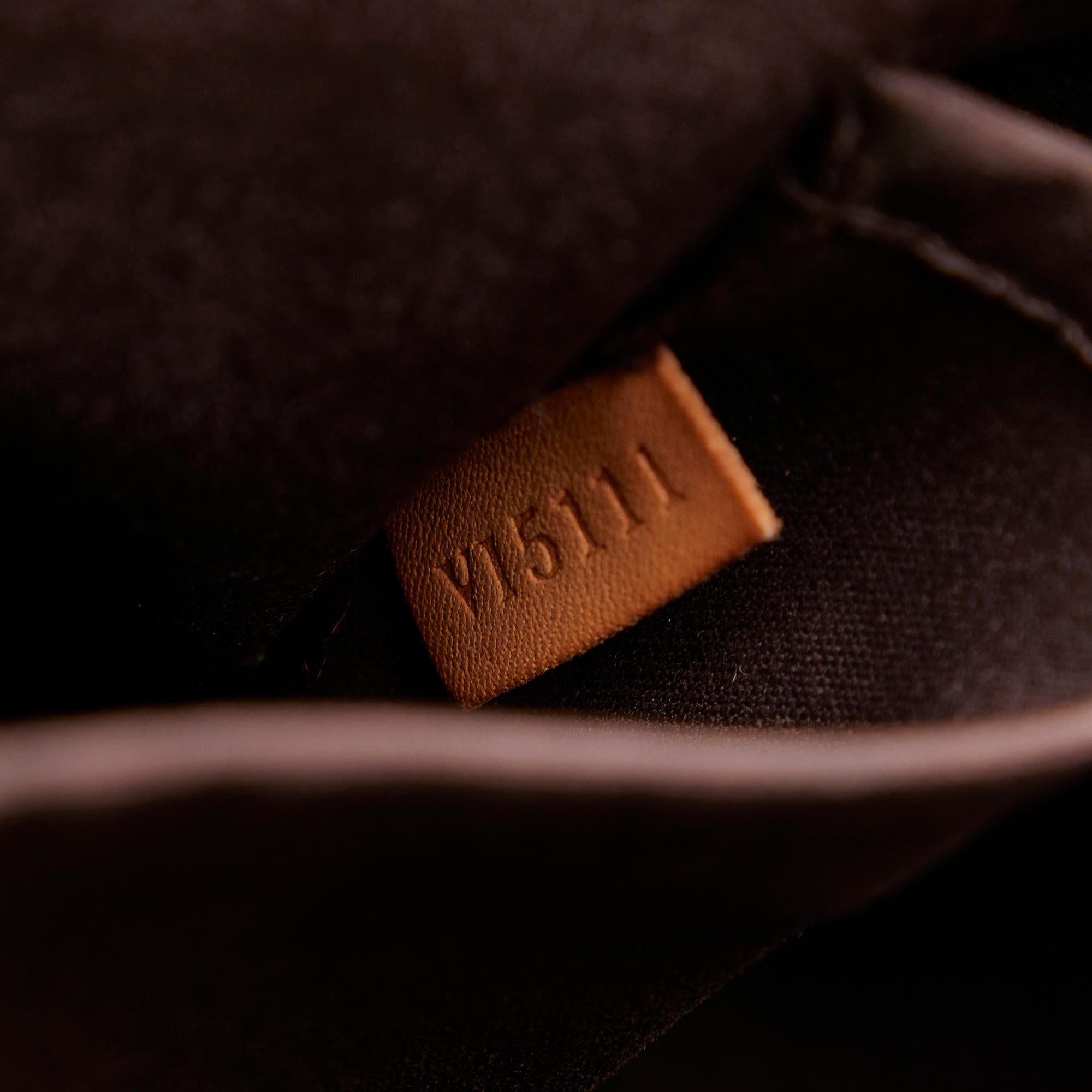 Louis Vuitton Monogram Vernis Brea MM (SHG-OqUUSZ)