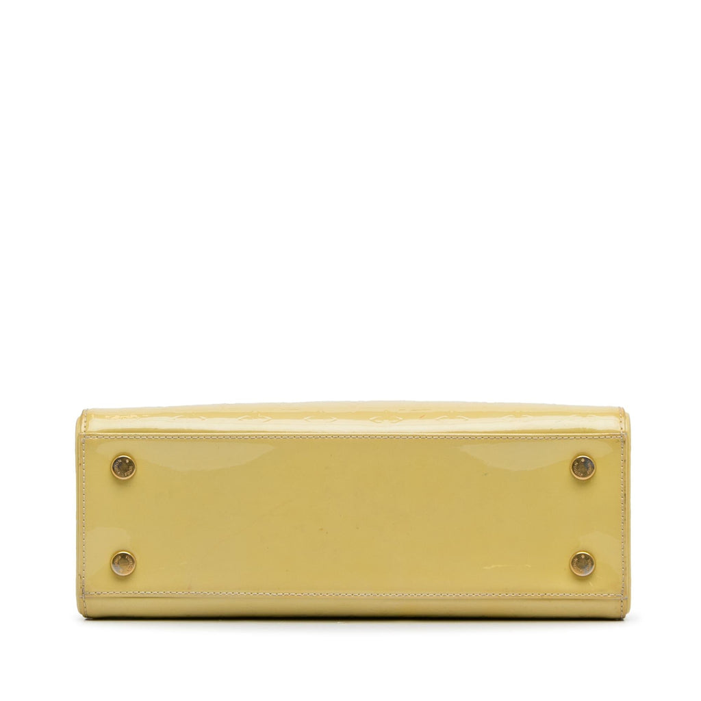 Louis Vuitton Monogram Vernis Brea MM (SHG-yttlDO)