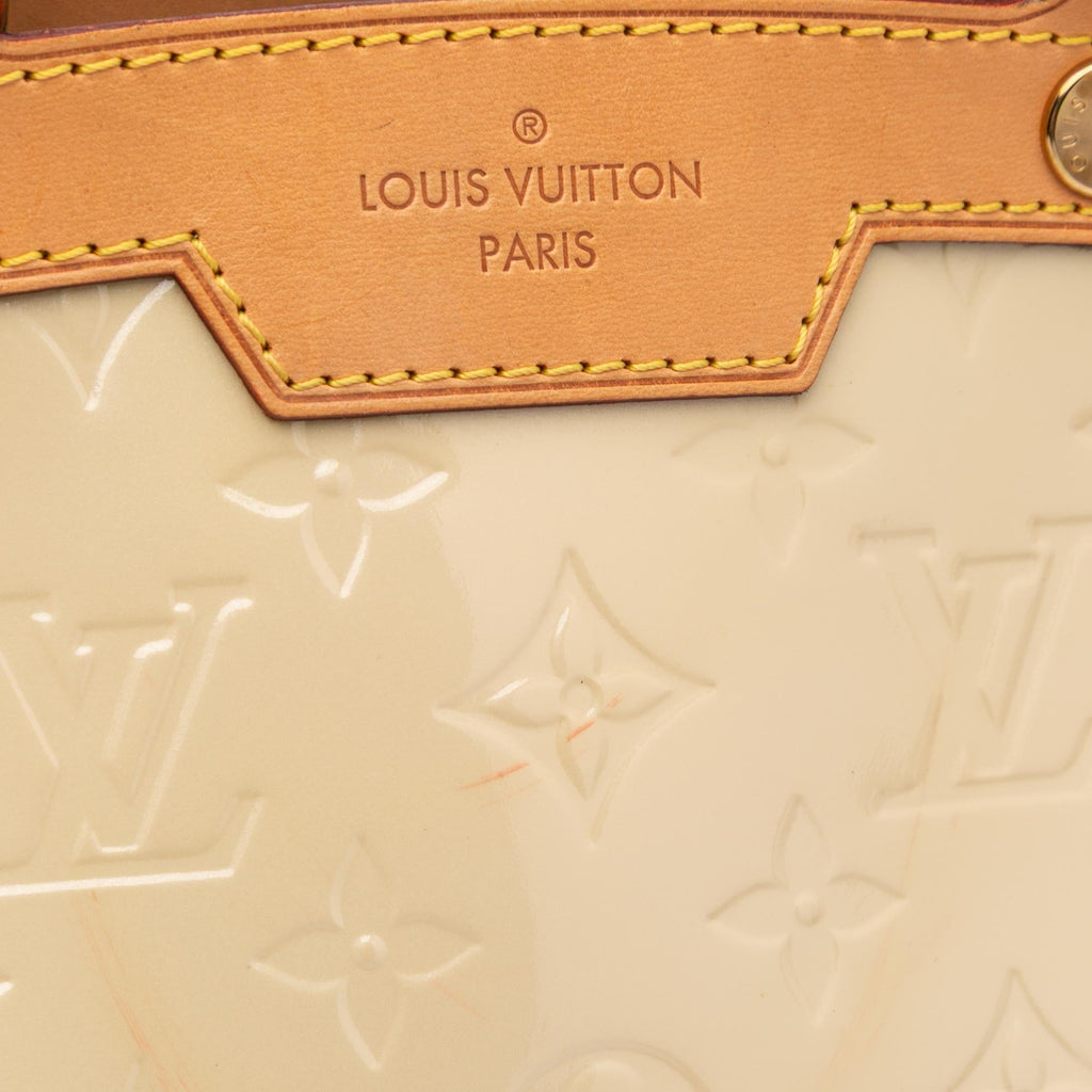 Louis Vuitton Monogram Vernis Brea MM