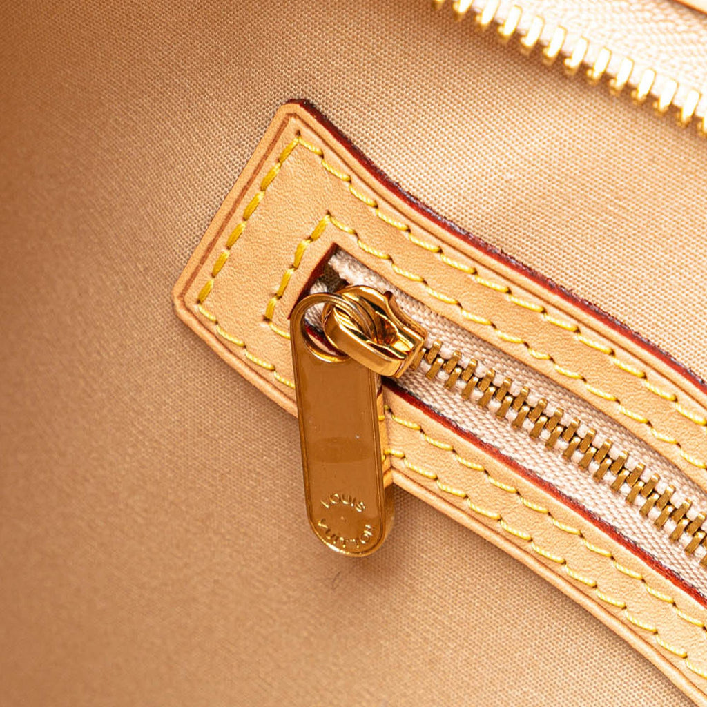 Louis Vuitton Monogram Vernis Brea MM