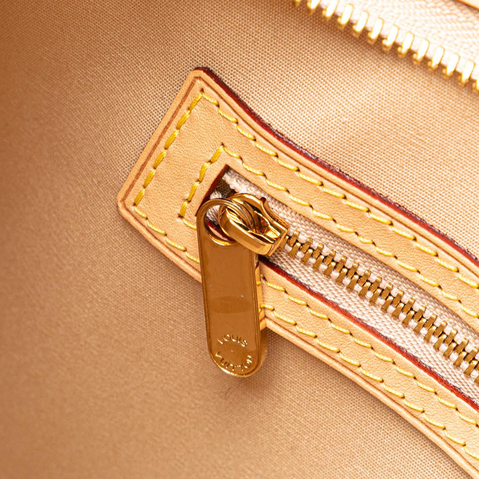 Louis Vuitton Monogram Vernis Brea MM