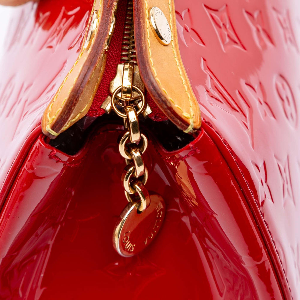Louis Vuitton Monogram Vernis Brea MM
