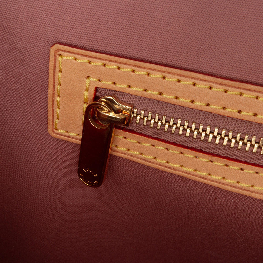 Louis Vuitton Monogram Vernis Brea MM