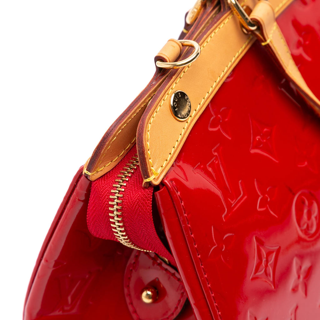 Louis Vuitton Monogram Vernis Brea MM