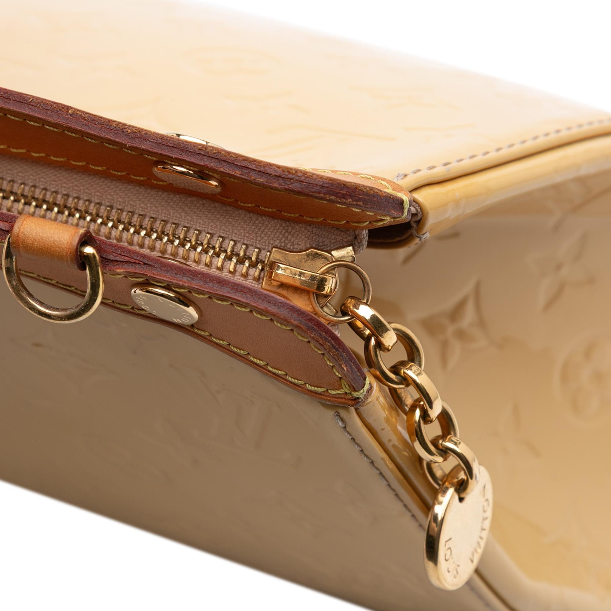 Louis Vuitton Monogram Vernis Brea MM