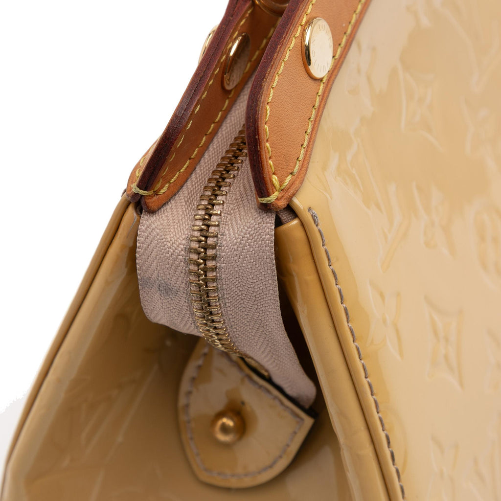 Louis Vuitton Monogram Vernis Brea MM