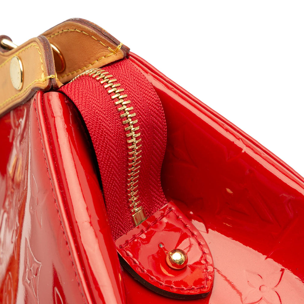 Louis Vuitton Monogram Vernis Brea MM