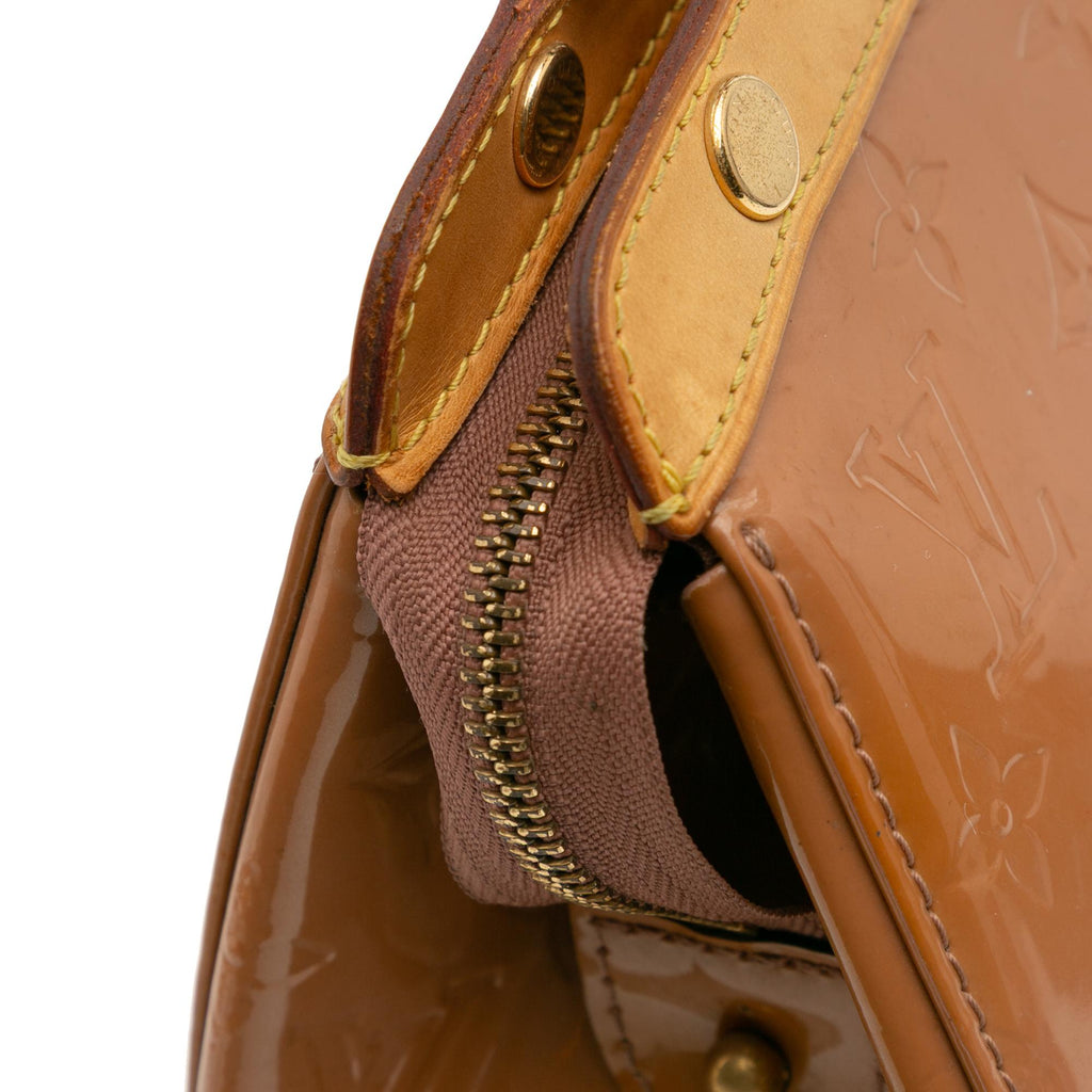 Louis Vuitton Monogram Vernis Brea MM