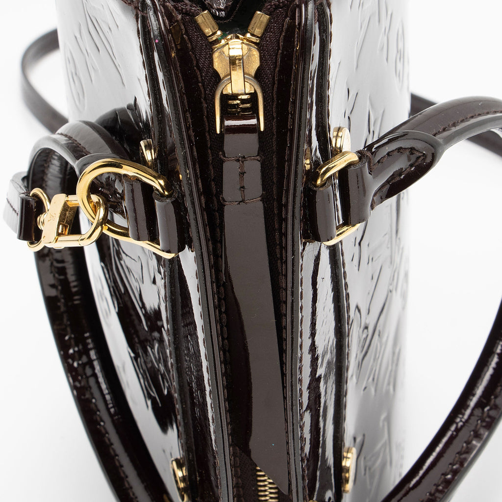 Louis Vuitton Monogram Vernis Brea PM NM Satchel (SHF-yiNsdP)
