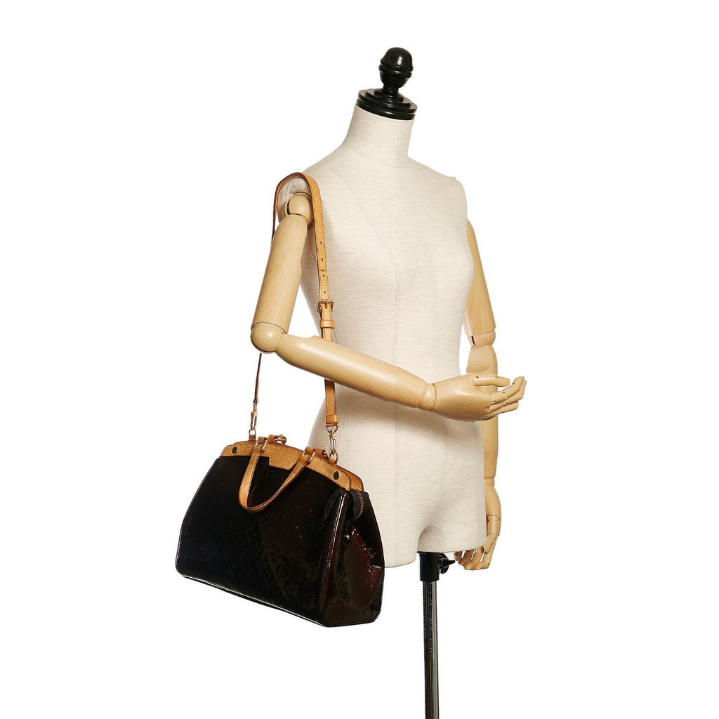 Louis Vuitton Monogram Vernis Brea (SHG-34282)