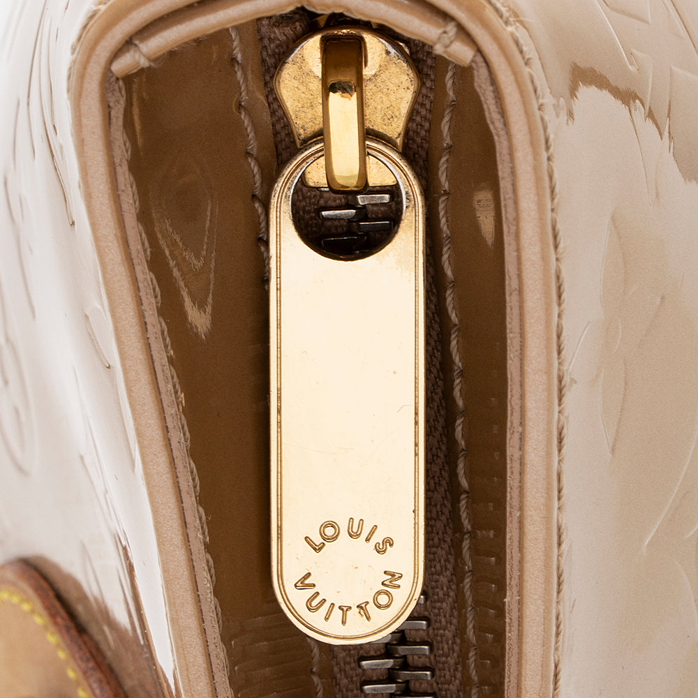 Louis Vuitton Monogram Vernis Brentwood Tote (SHF-19175)