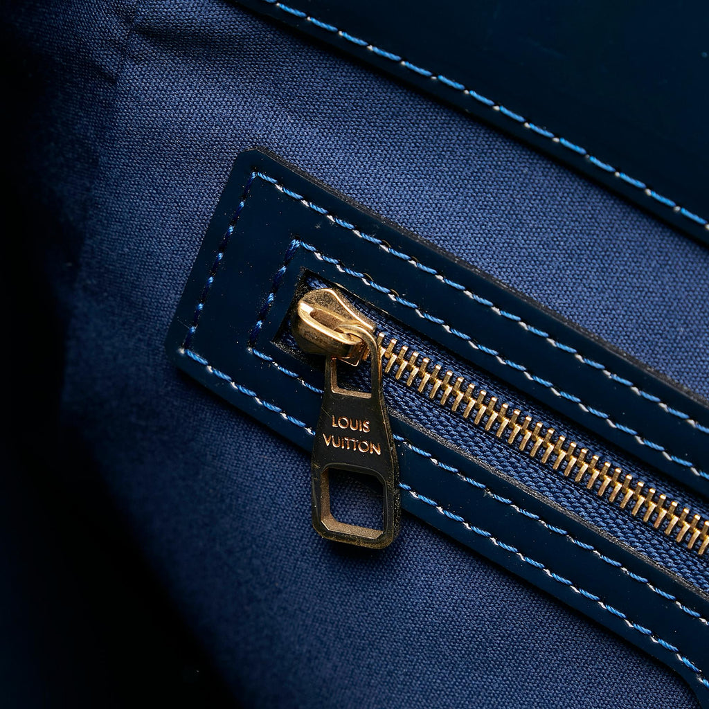 Louis Vuitton Monogram Vernis Catalina (SHG-30282)