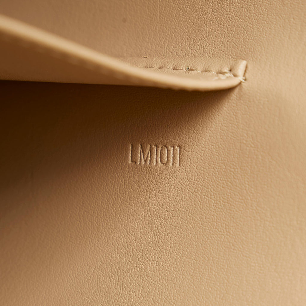 Louis Vuitton Monogram Vernis Columbus (SHG-36738)