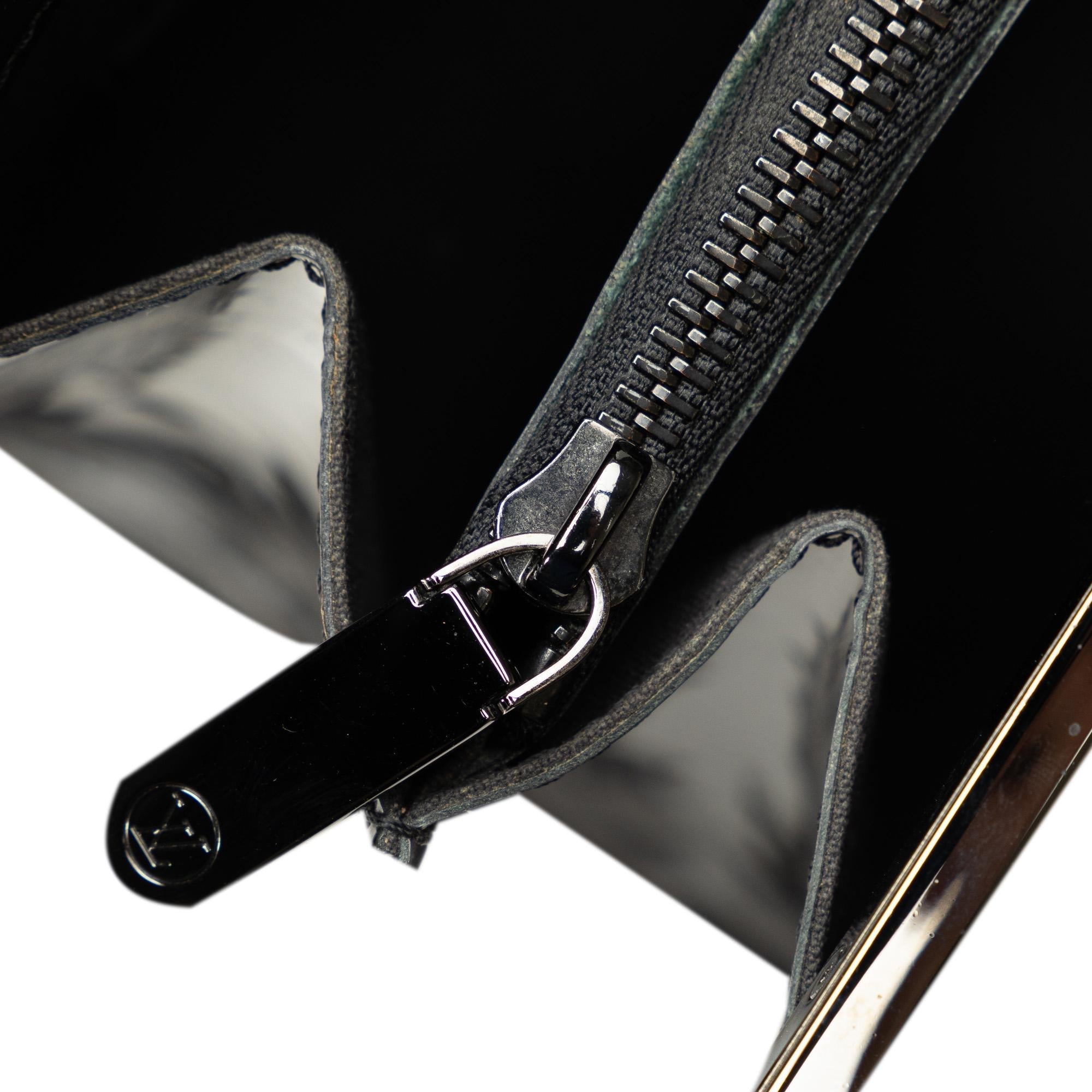 Louis Vuitton Monogram Vernis Deesse GM (SHG-RDPiXu)