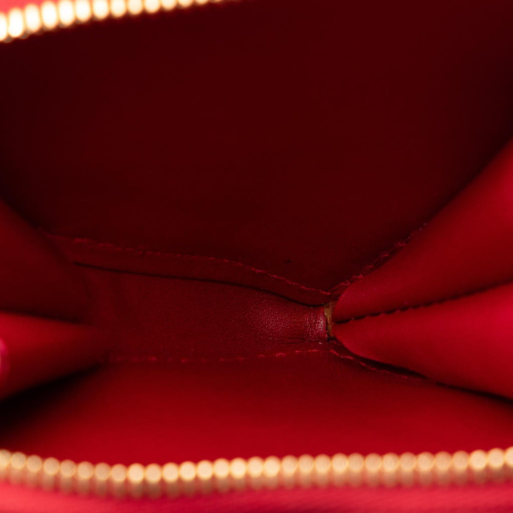 Louis Vuitton Monogram Vernis Heart Coin Purse (SHG-w8c3lR)