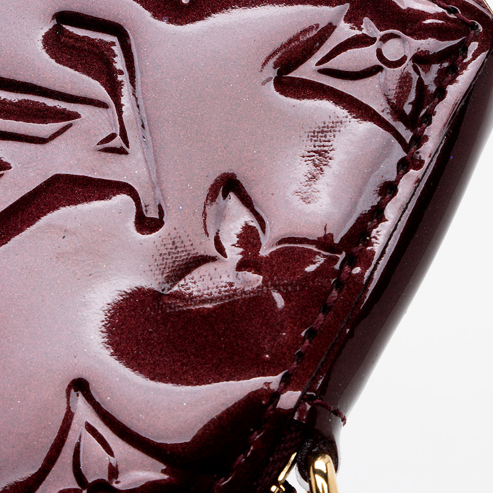 Louis Vuitton Monogram Vernis Heart Coin Wallet (SHF-16855)