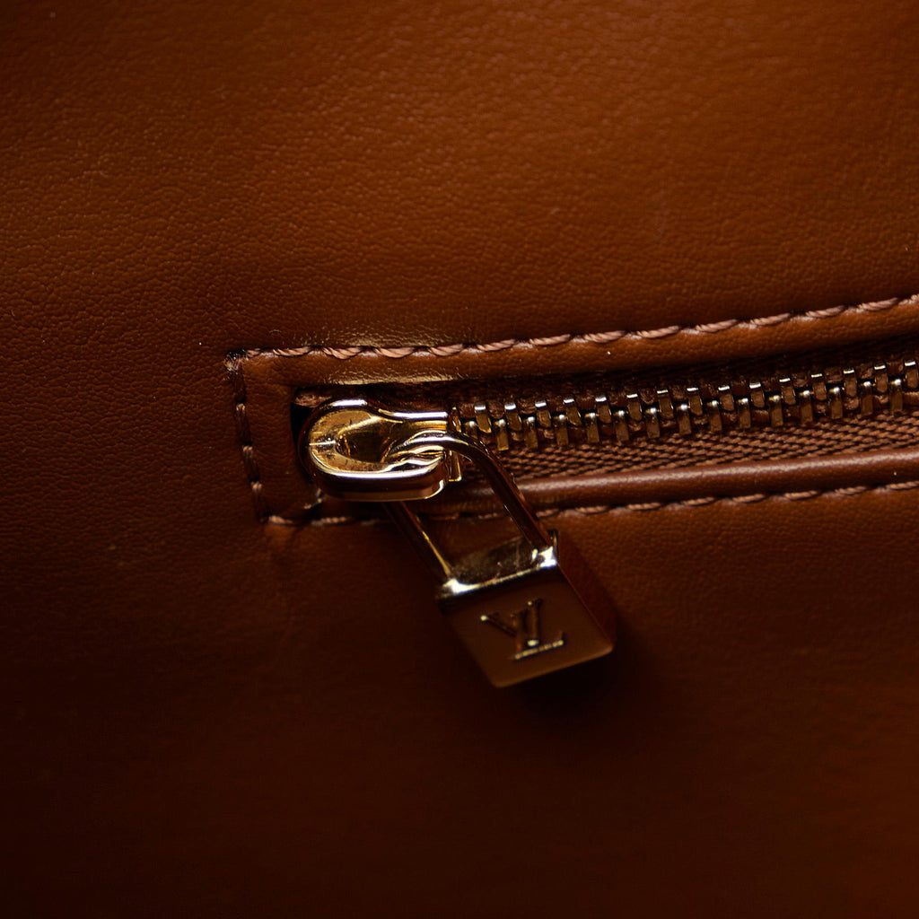 Louis Vuitton Monogram Vernis Houston (SHG-43v8ab)