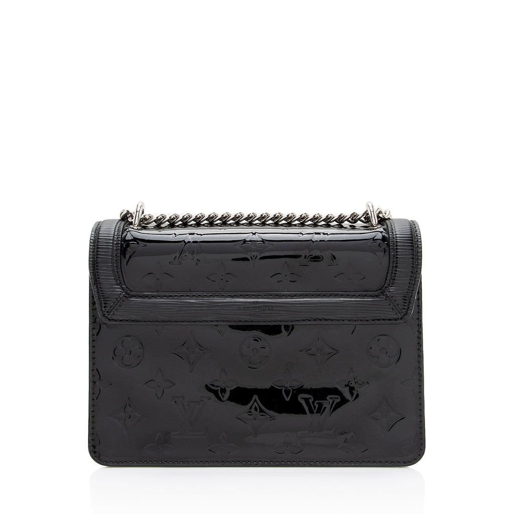 Louis Vuitton Monogram Vernis LV Wynwood Shoulder Bag (SHF-7bBUZJ)