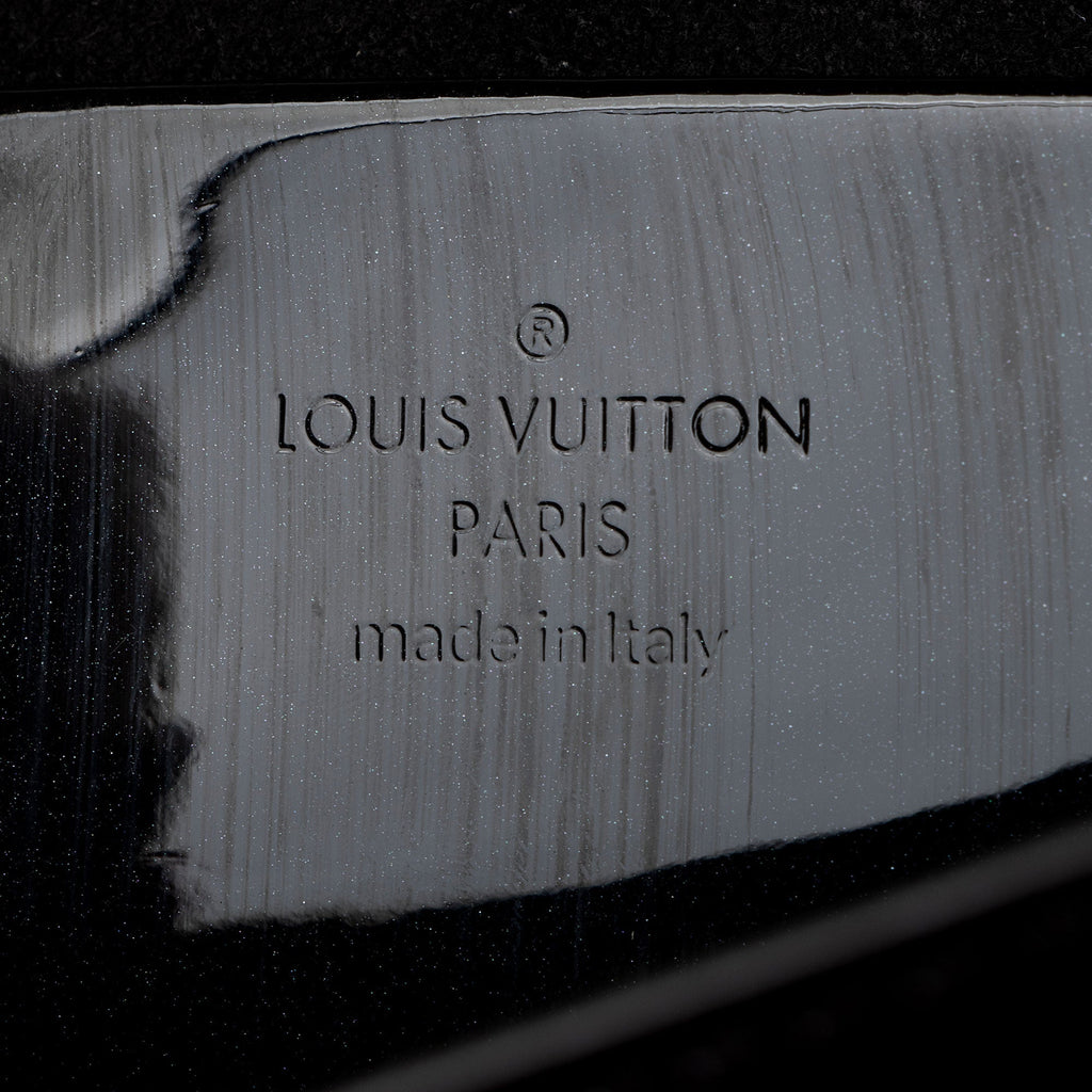 Louis Vuitton Monogram Vernis LV Wynwood Shoulder Bag (SHF-7bBUZJ)