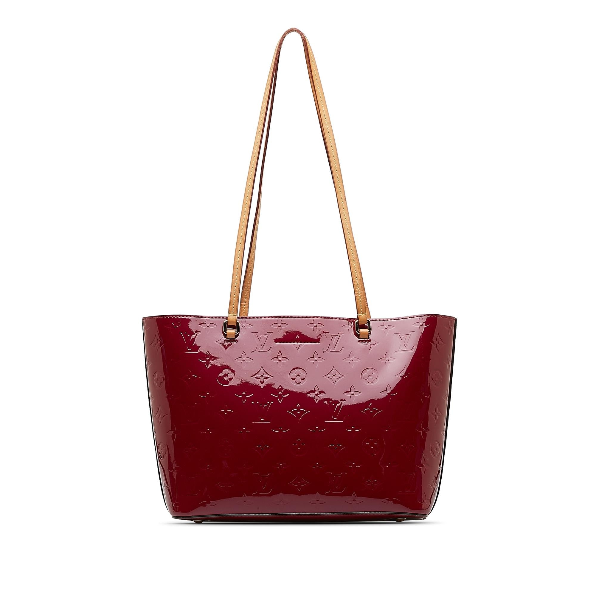 Louis Vuitton Monogram Vernis Long Beach PM (SHG-Z4IHvd)