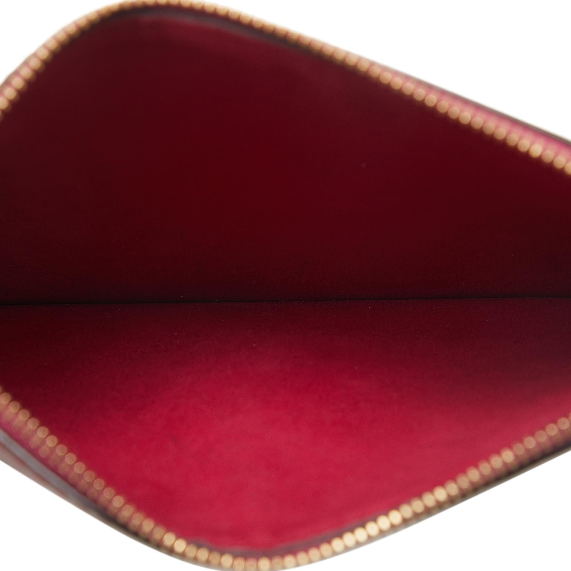 Louis Vuitton Monogram Vernis Long Beach PM (SHG-Z4IHvd)