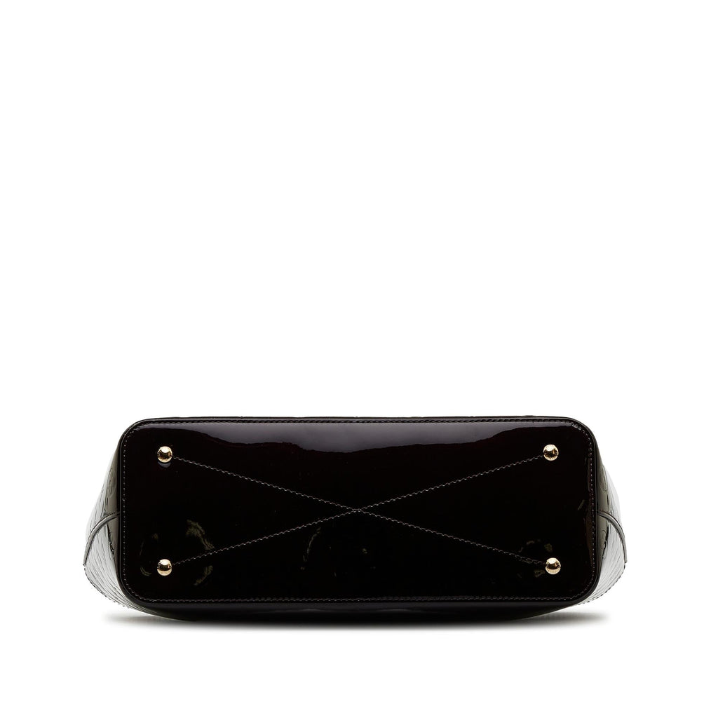 Louis Vuitton Monogram Vernis Long Beach (SHG-AhOsEx)