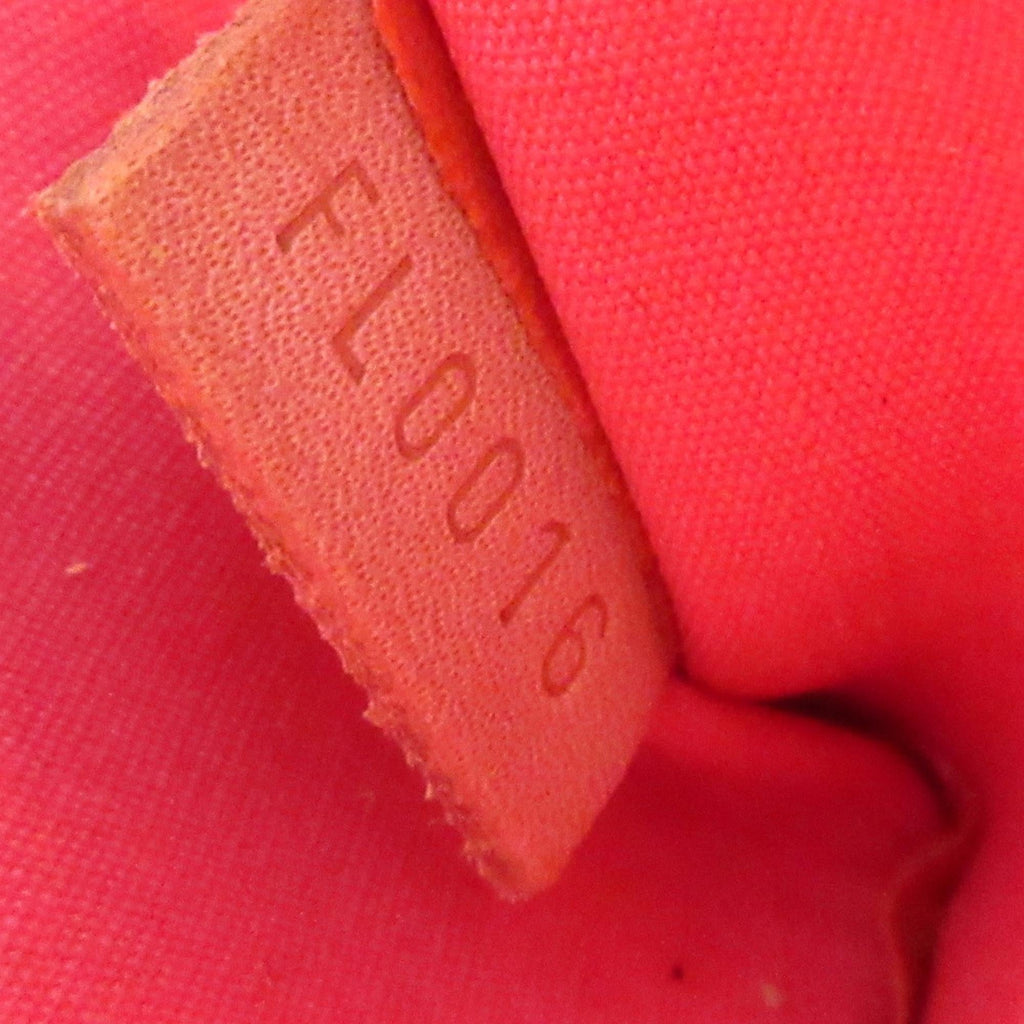 Louis Vuitton Monogram Vernis Malibu Street (SHG-IhV2Al)