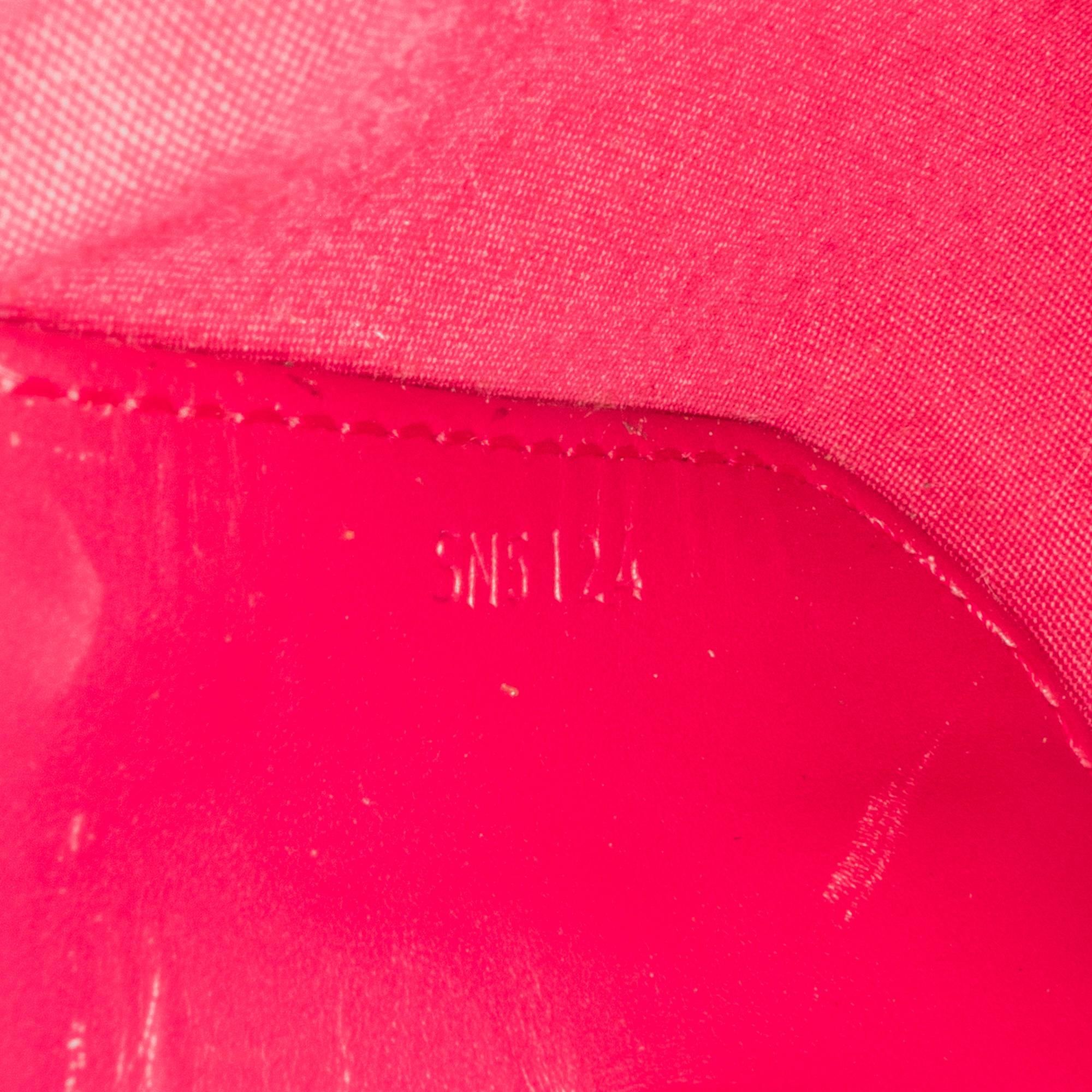 Louis Vuitton Monogram Vernis Mini Sac Lucie (SHG-iSbezC)