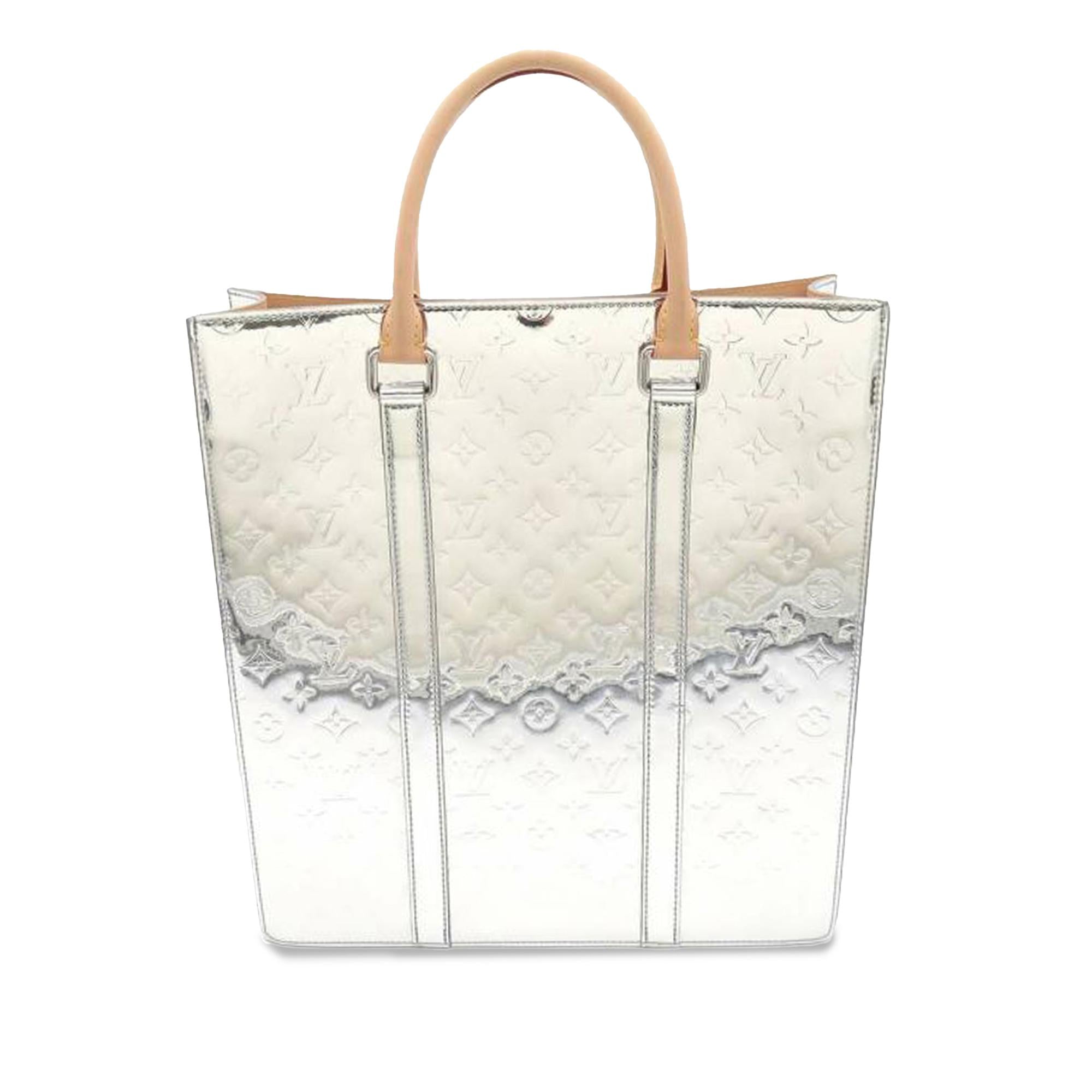 Louis Vuitton Monogram Vernis Miroir Sac Plat (SHG-Xmfr2v)
