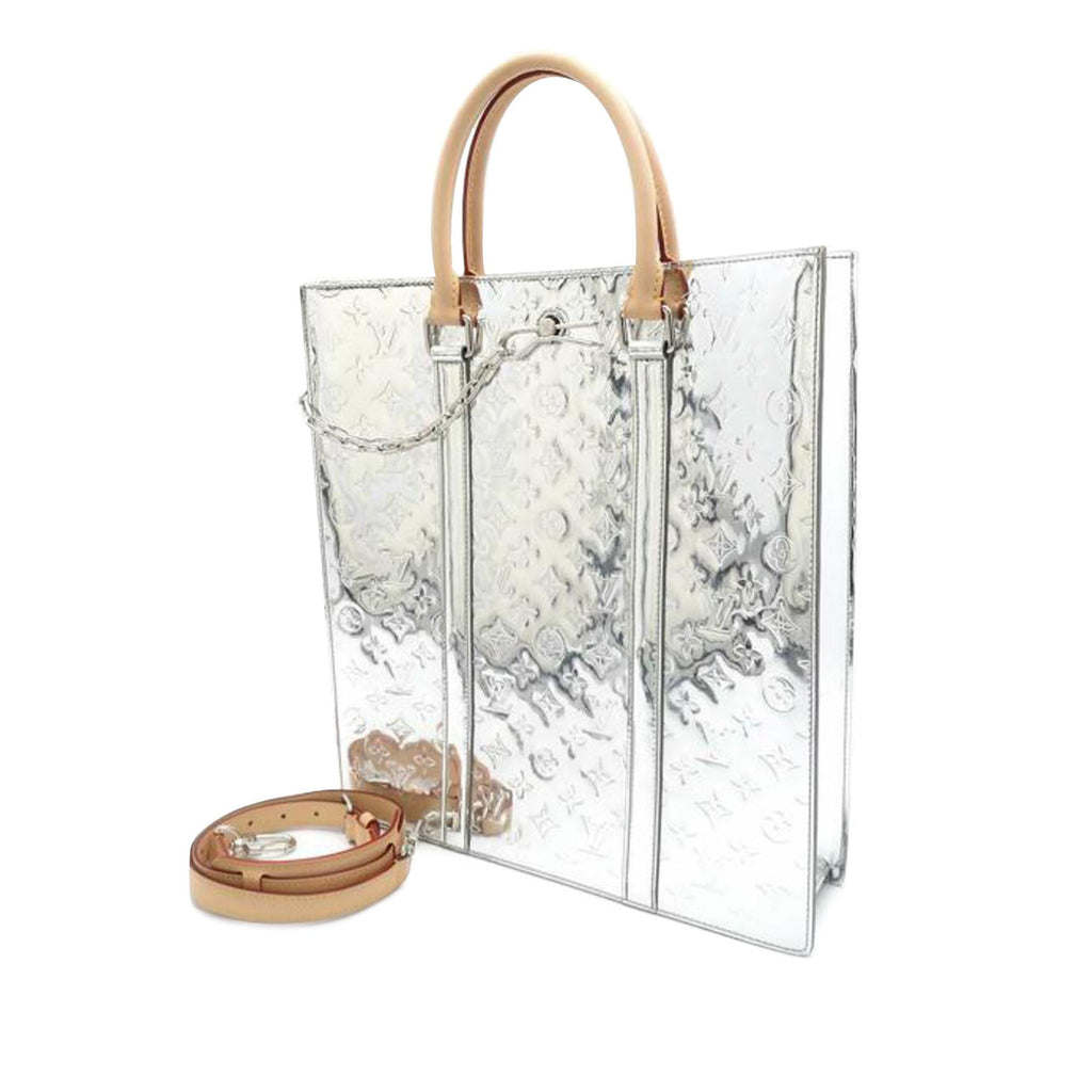 Louis Vuitton Monogram Vernis Miroir Sac Plat (SHG-Xmfr2v)