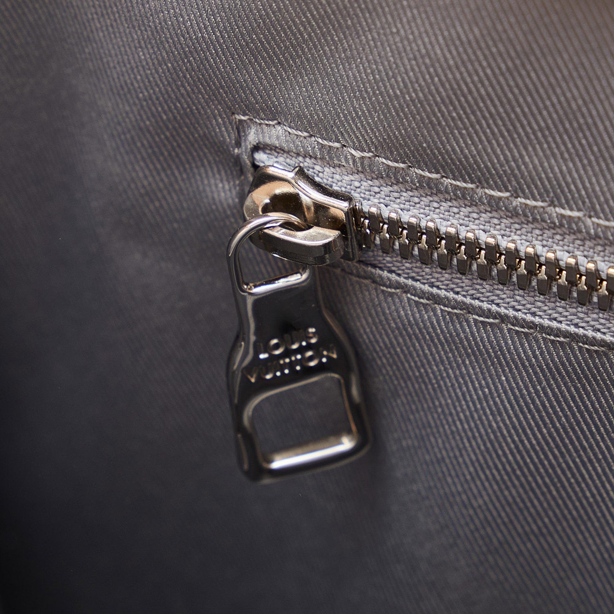 Louis Vuitton Monogram Vernis Mirror Sac Plat