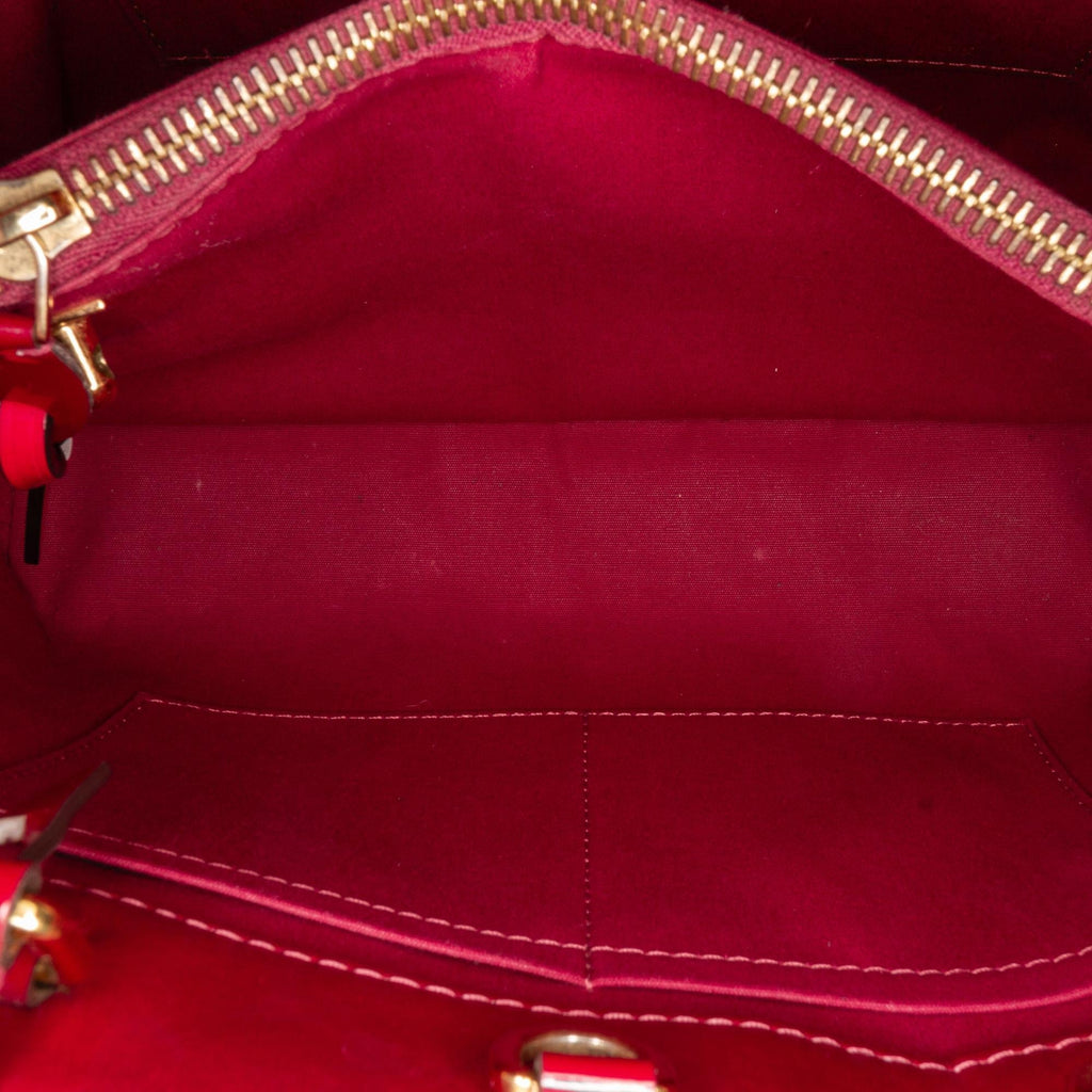 Louis Vuitton Monogram Vernis Montaigne BB (SHG-UkZSaI)