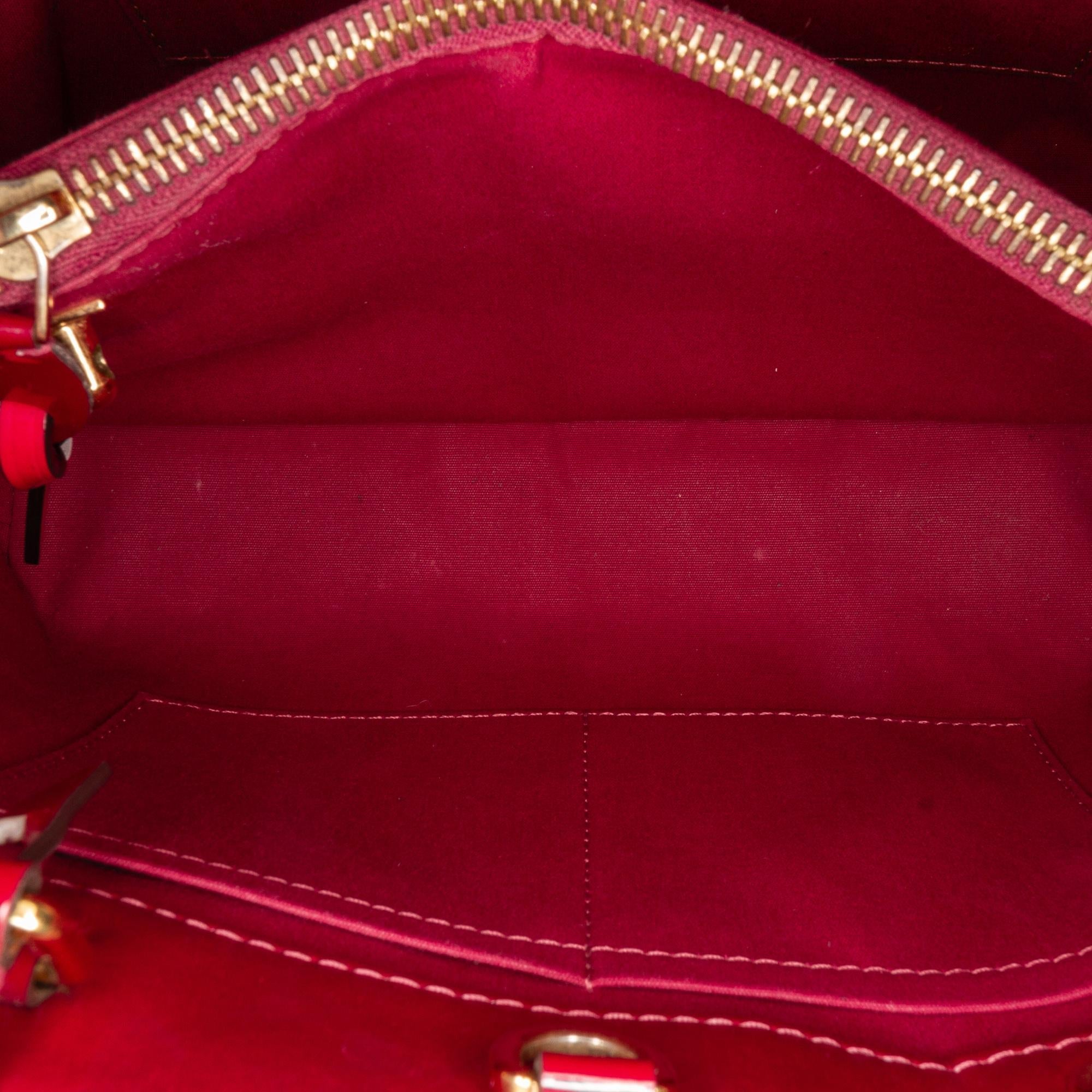 Louis Vuitton Monogram Vernis Montaigne BB (SHG-UkZSaI)