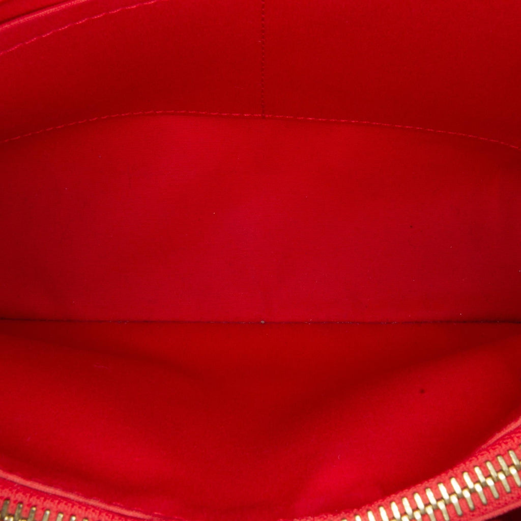 Louis Vuitton Monogram Vernis Montaigne BB (SHG-v8kJTe)